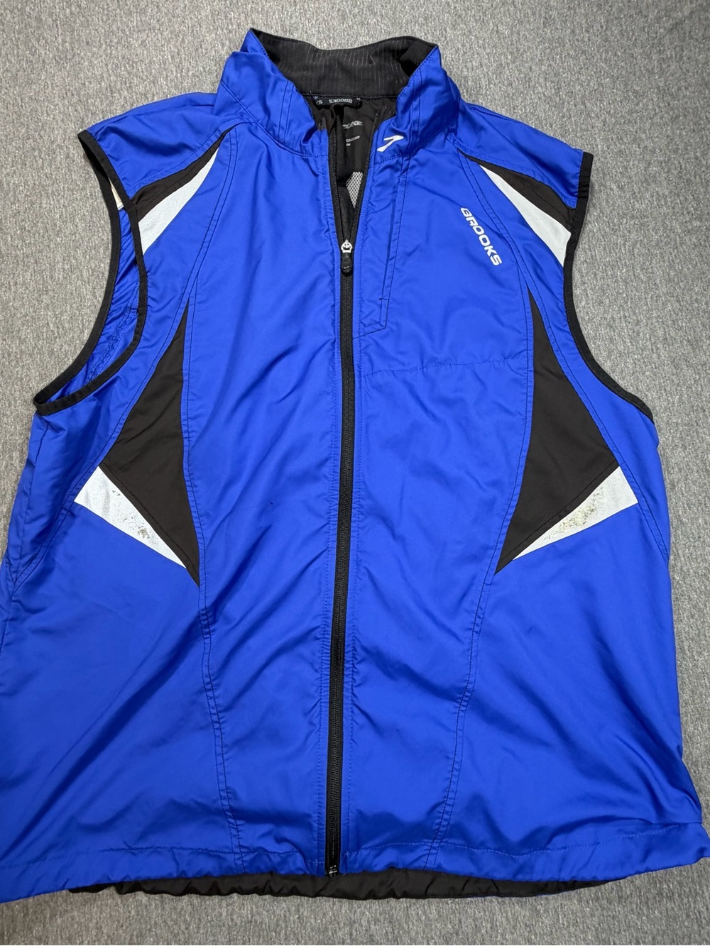 Brooks Shelter Technology Infinit Blue and Black Men's Running Vest XL Full Zip